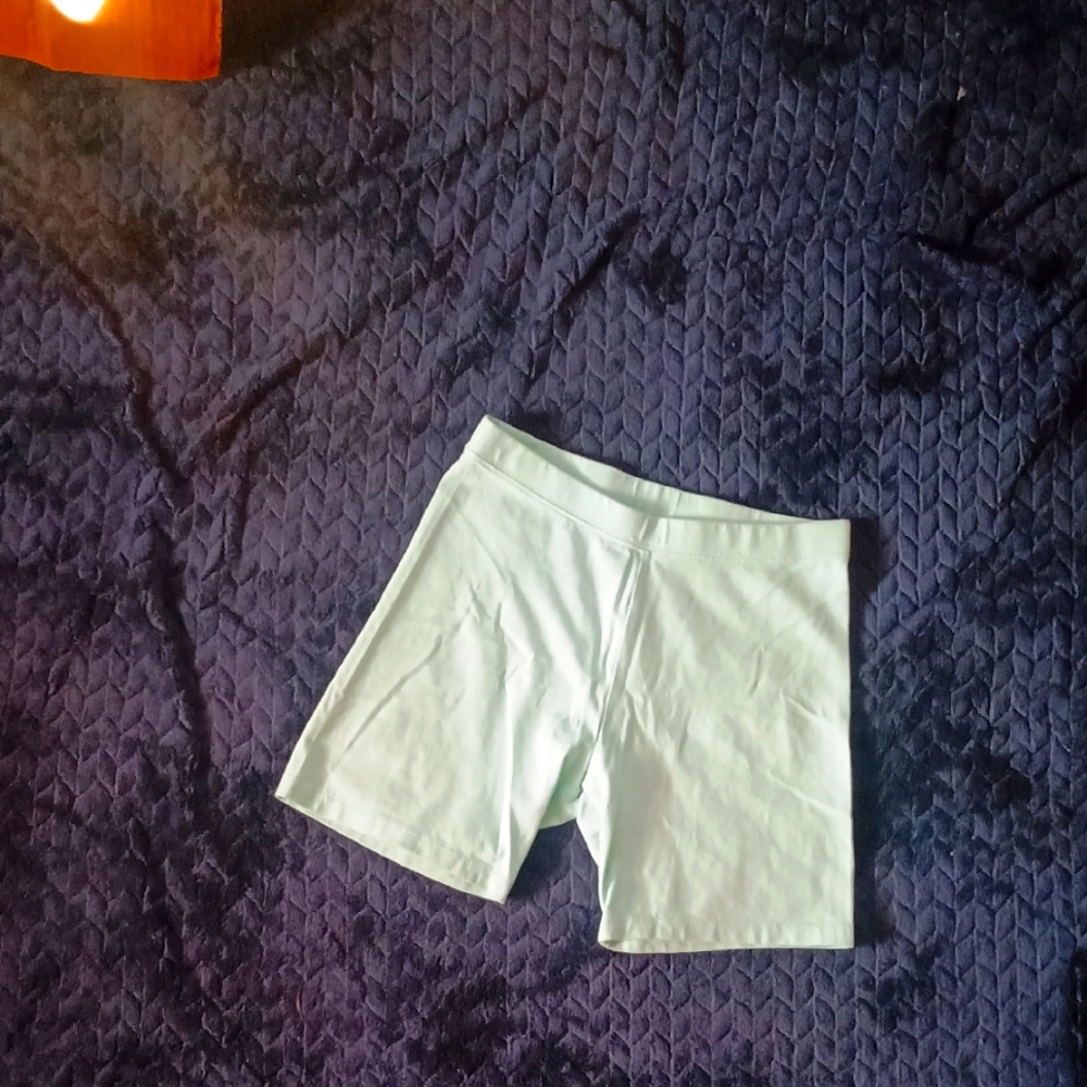 Must Bundle For $3 Deal. Girls 10/12 Blue Cartwheel Shorts